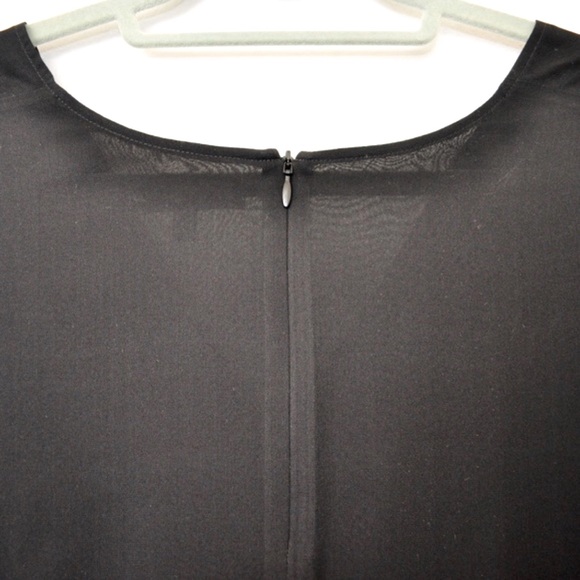 NWOT St. John Front Ruffle Silk Blouse in Black - Picture 4 of 8
